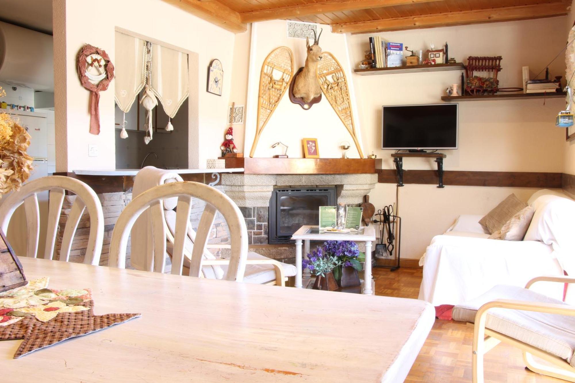 Pena Telera Petfriendly - Arafita Apartamentos El Pueyo de Jaca Kültér fotó